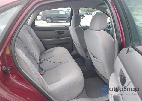 2005 Ford Taurus Se z USA, uszkodzony, nr VIN 1FAFP53215A236244